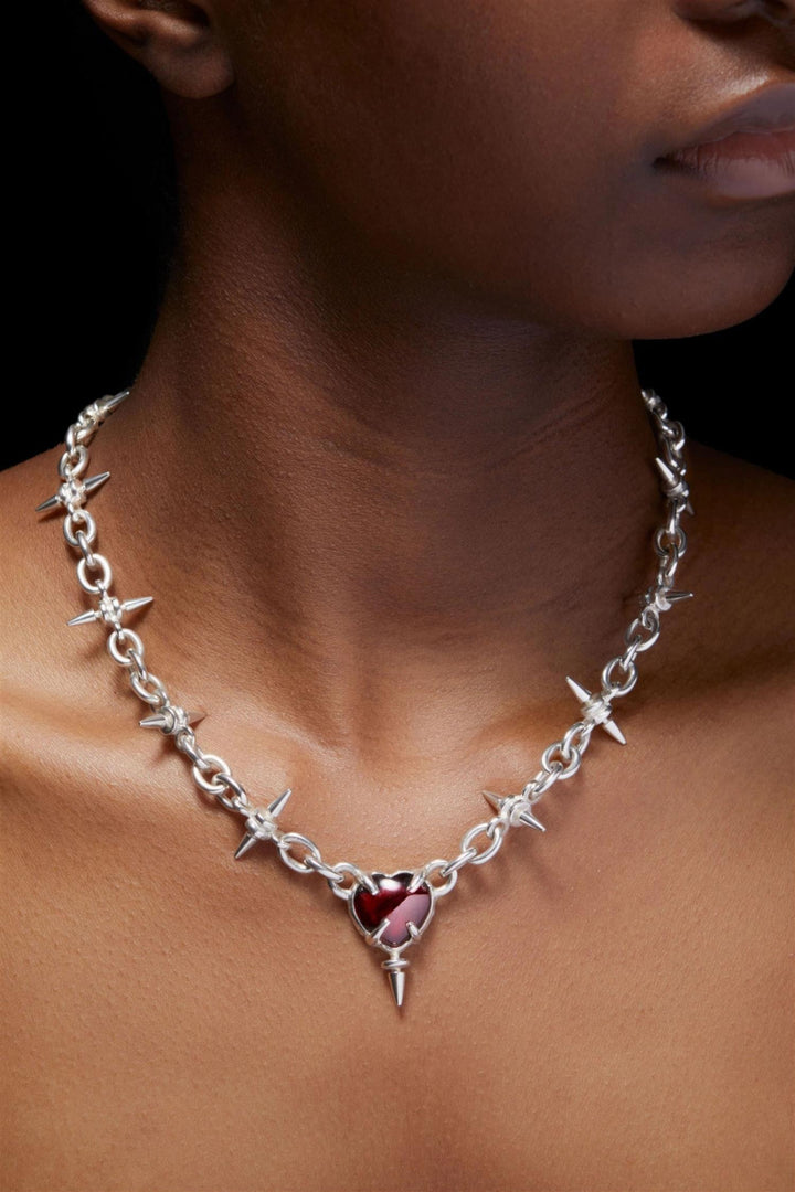 The Queen's Necklace Silver Garnet