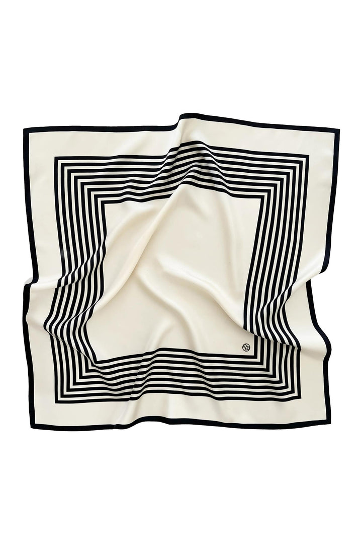 NO. 1 Scarf 65 cm. Cream/Black