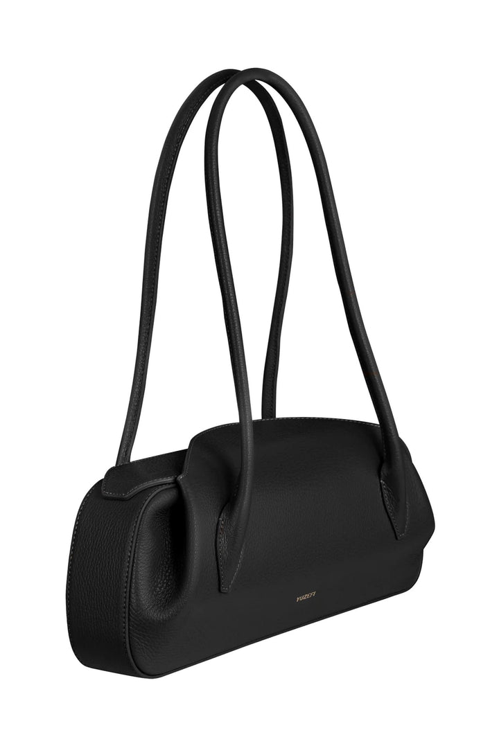 Oyster Shoulder Bag Pebble Grain Leather Black