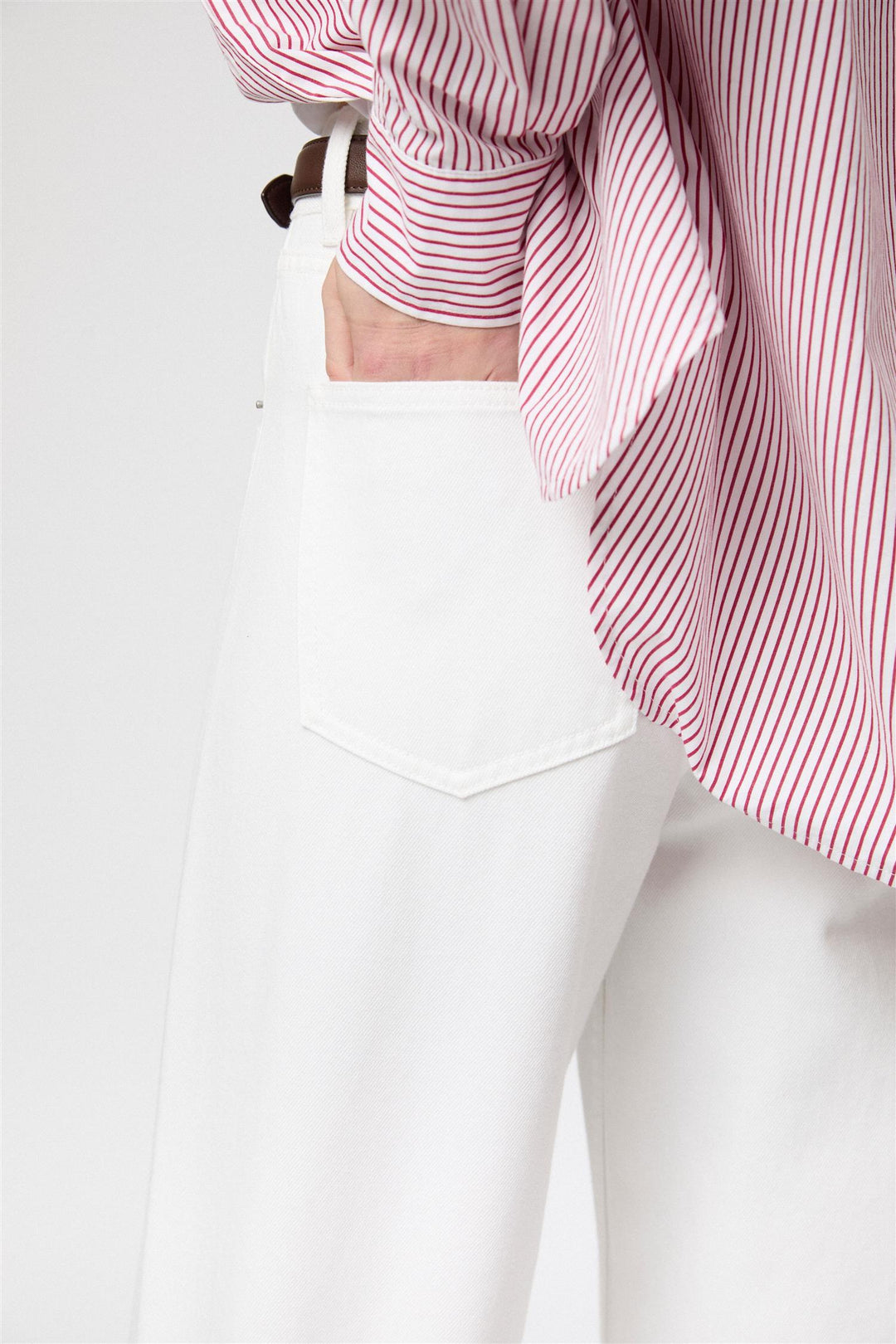 Coastal Shirt White Red Pinstripe