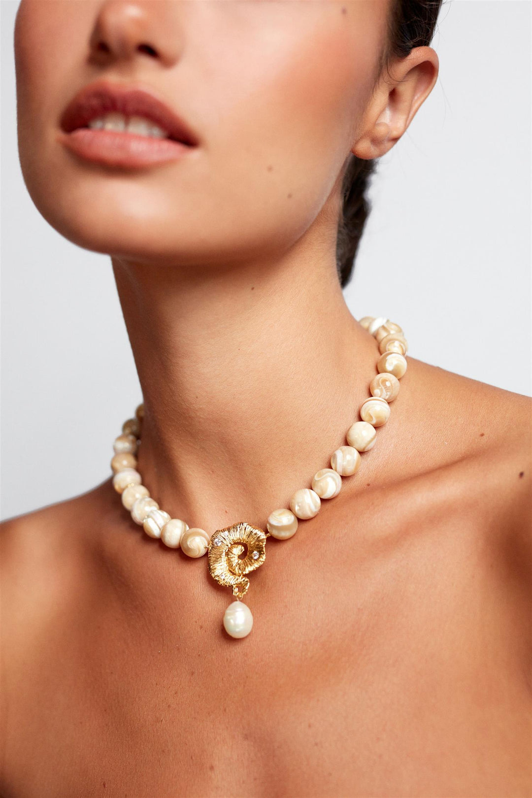 Jetset Gems Necklace Cream