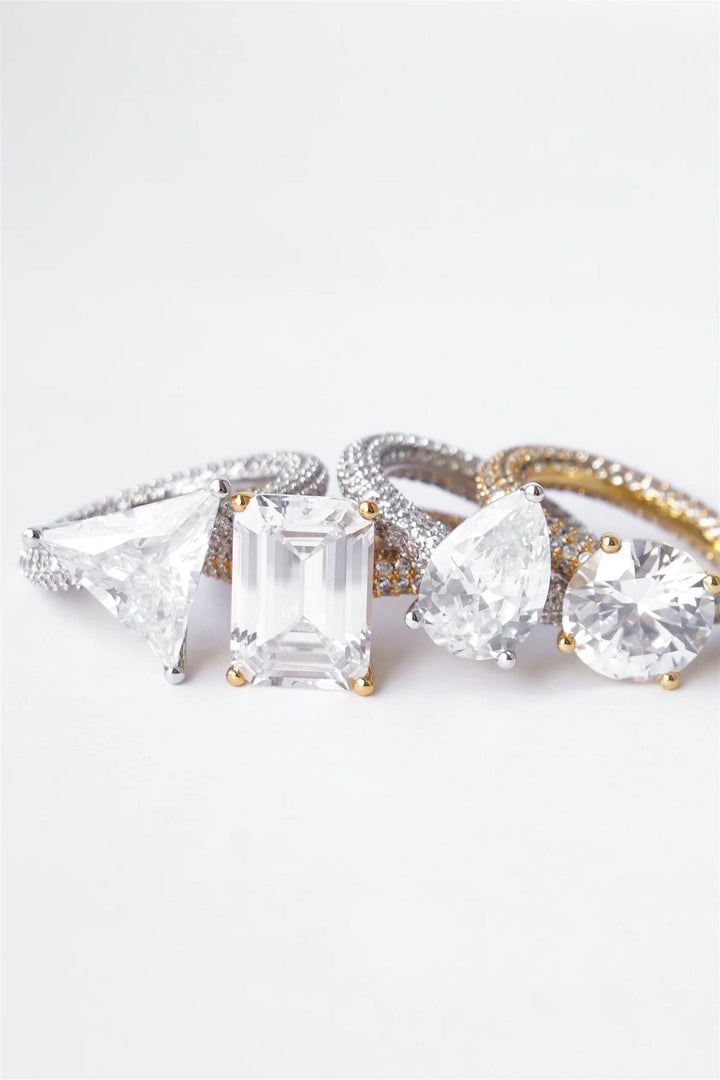 Mega Triangle Ring White Silver