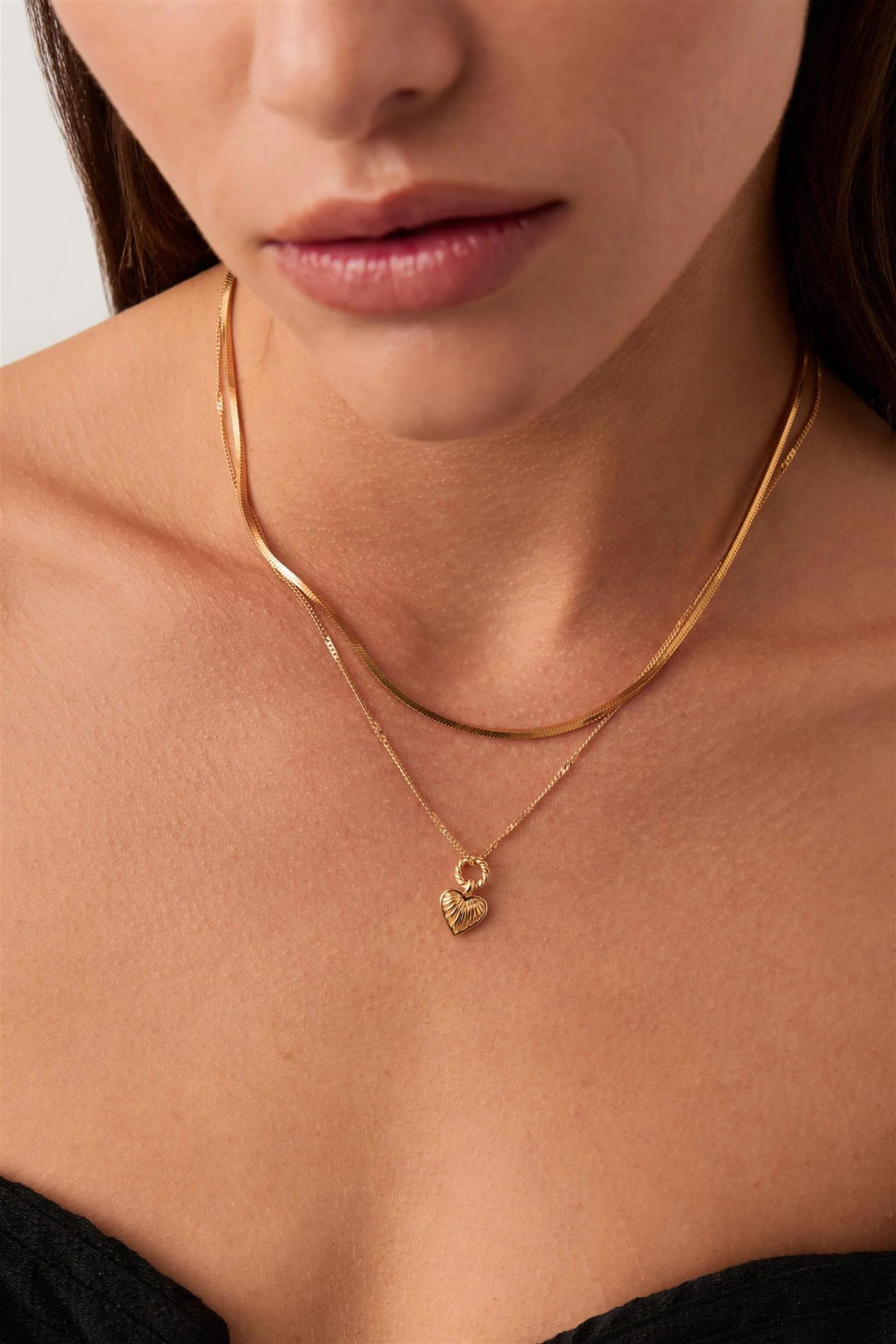 Mini Ridge Heart Charm Pendant Necklace Gold