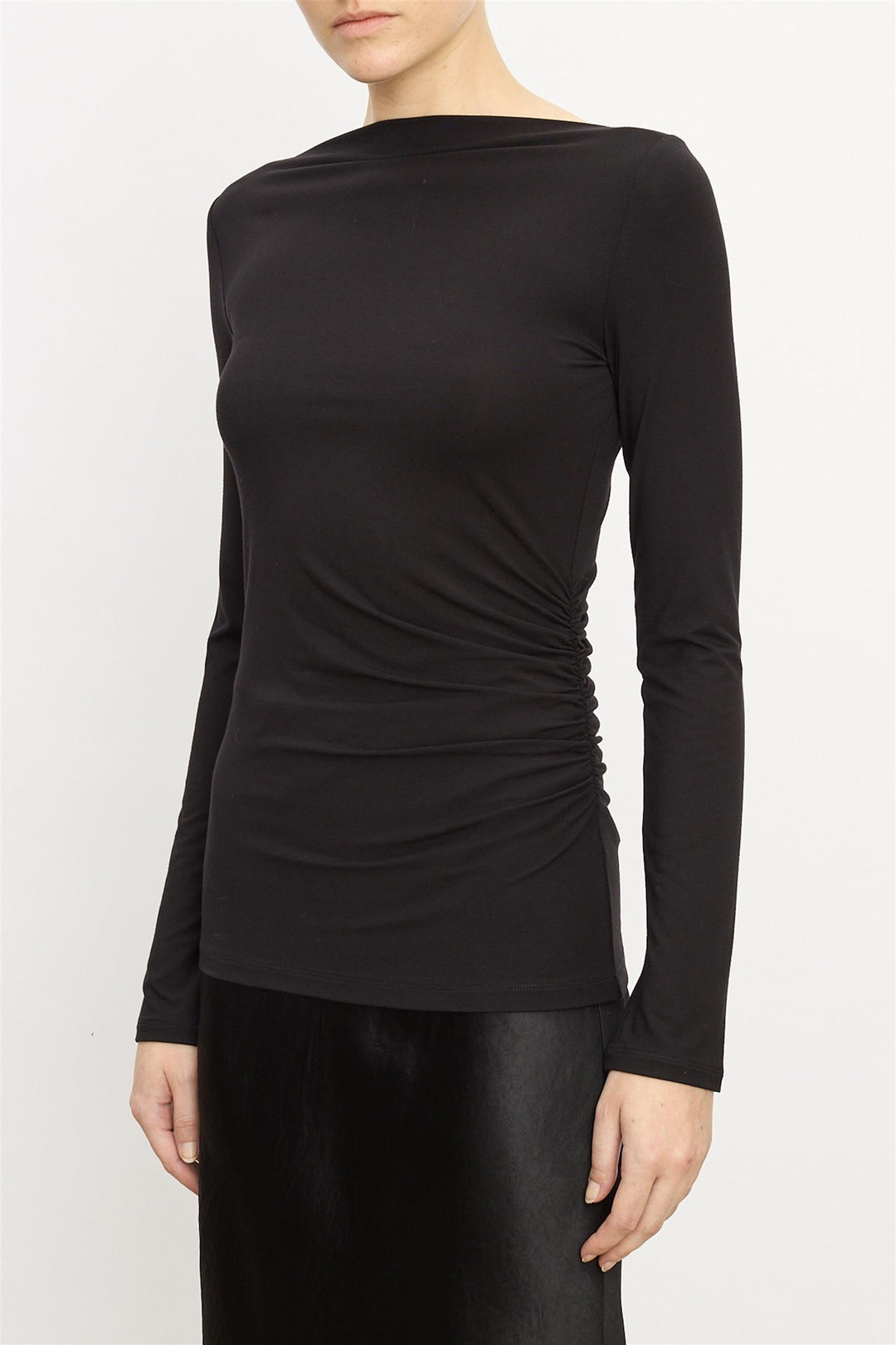 Longsleeve Slash Neck Black