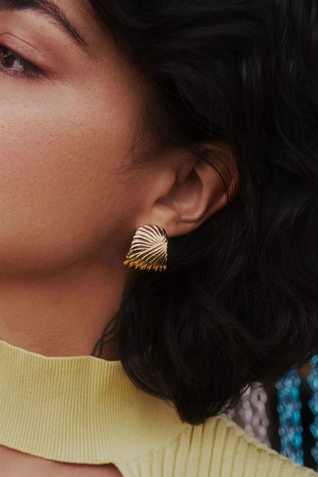 Ripple Oversized Stud Earring Gold