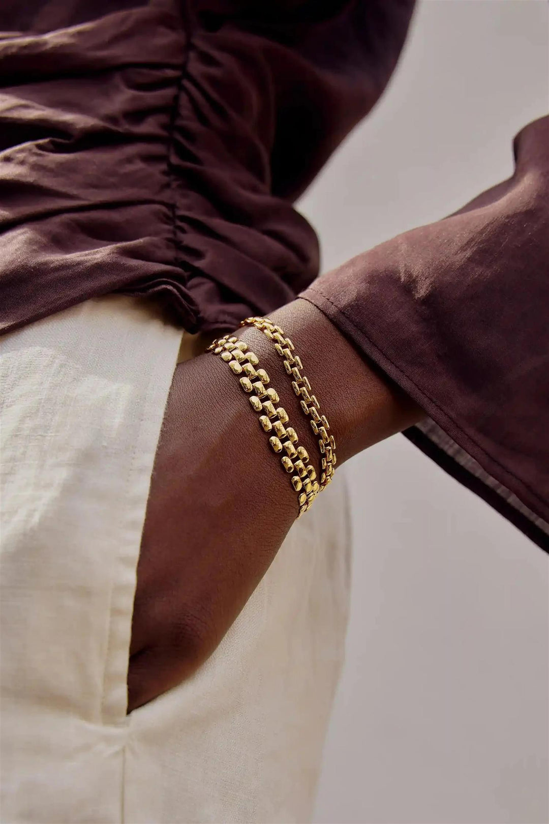 Timepiece Wide Chain Bracelet Gold