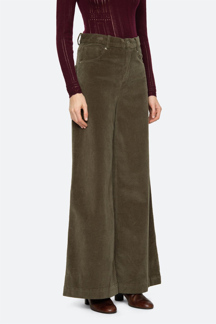 Carine Corduroy Trousers Green