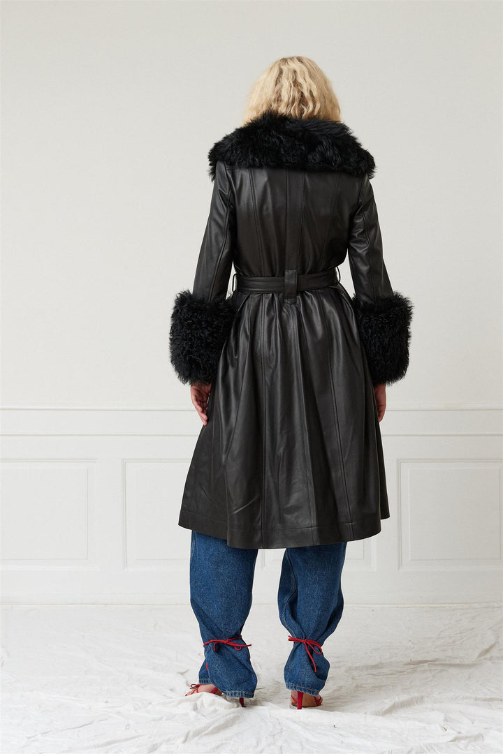 Foxy Shearling Coat Black