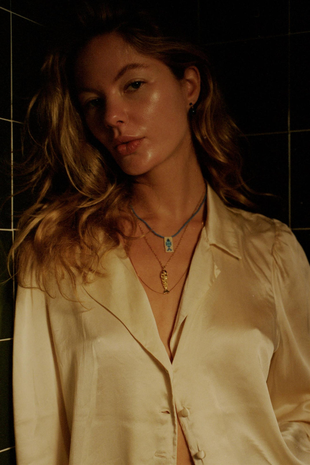 Something Fishy Necklace Gold