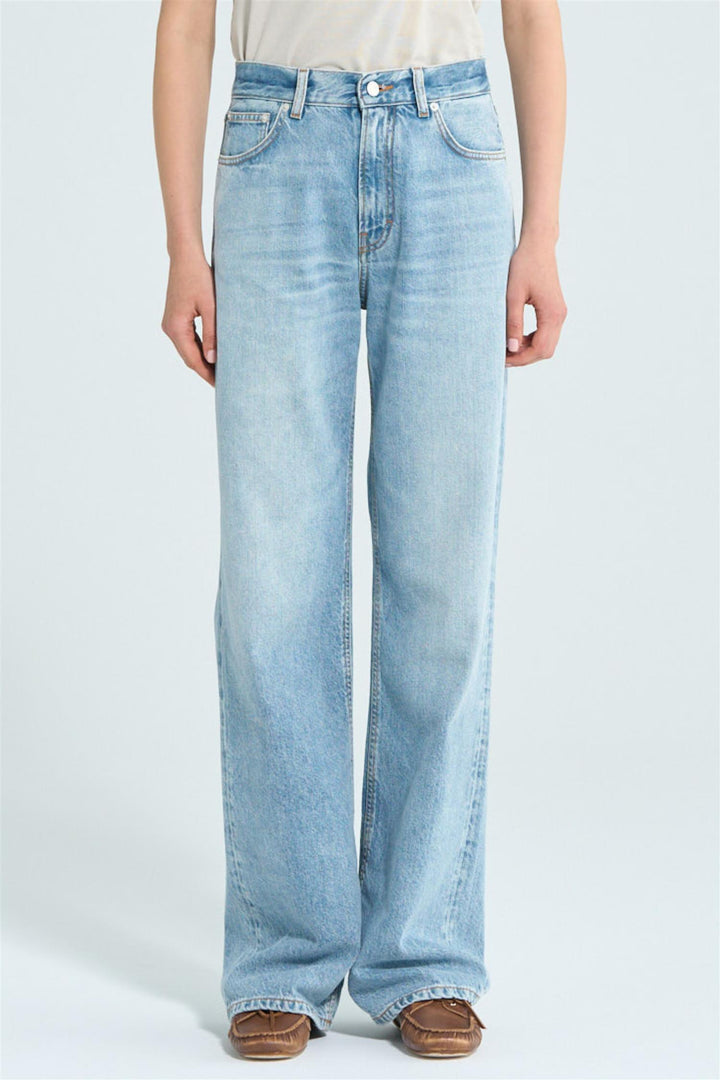 Korea Straight-Leg Jean Blue Aqua