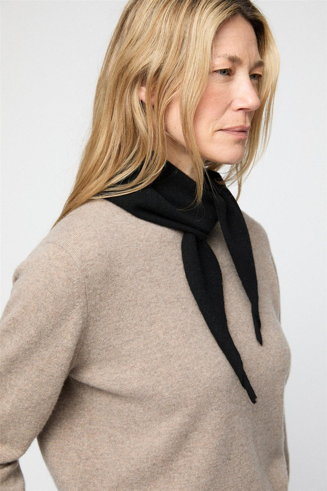 Memoir Cashmere Mini Scarf Jet Black