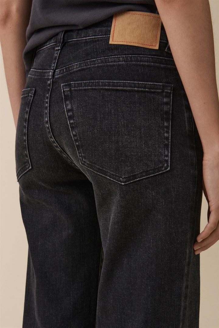 San Babila Washed Black
