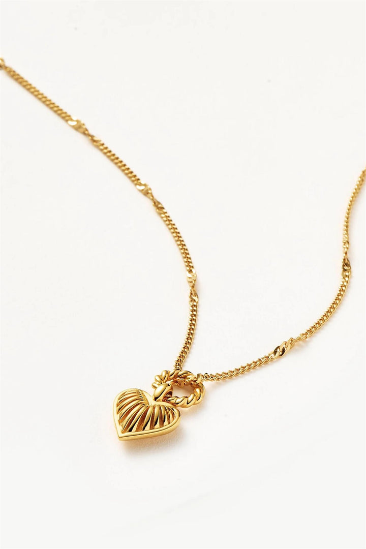 Mini Ridge Heart Charm Pendant Necklace Gold