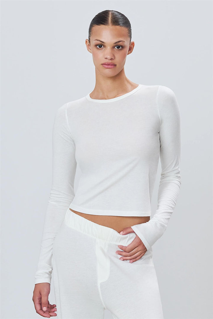 Fitted Crewneck Longsleeve T-Shirt Ivory