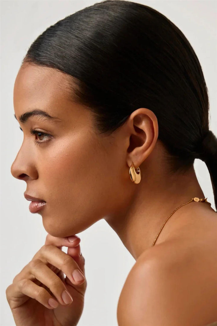 Sculptural Pebble Small Hoop Earrings Gold