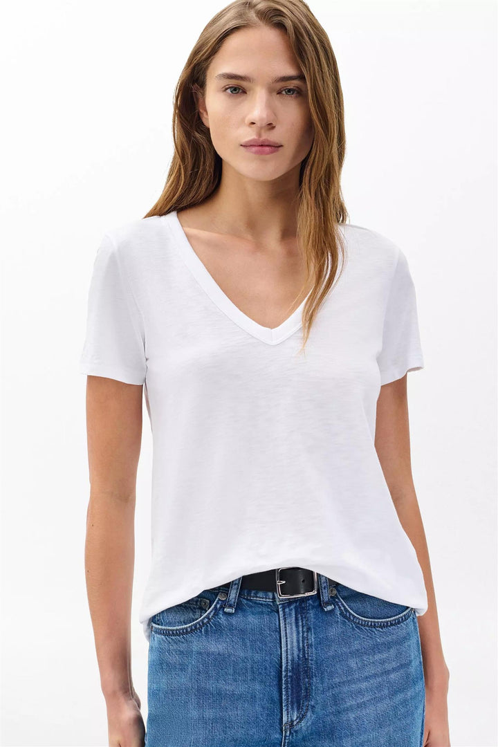 The Slub Vee Bright White