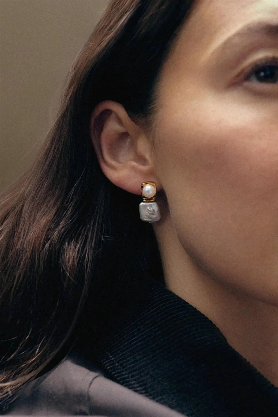 Square Pearl Stud Earrings Gold