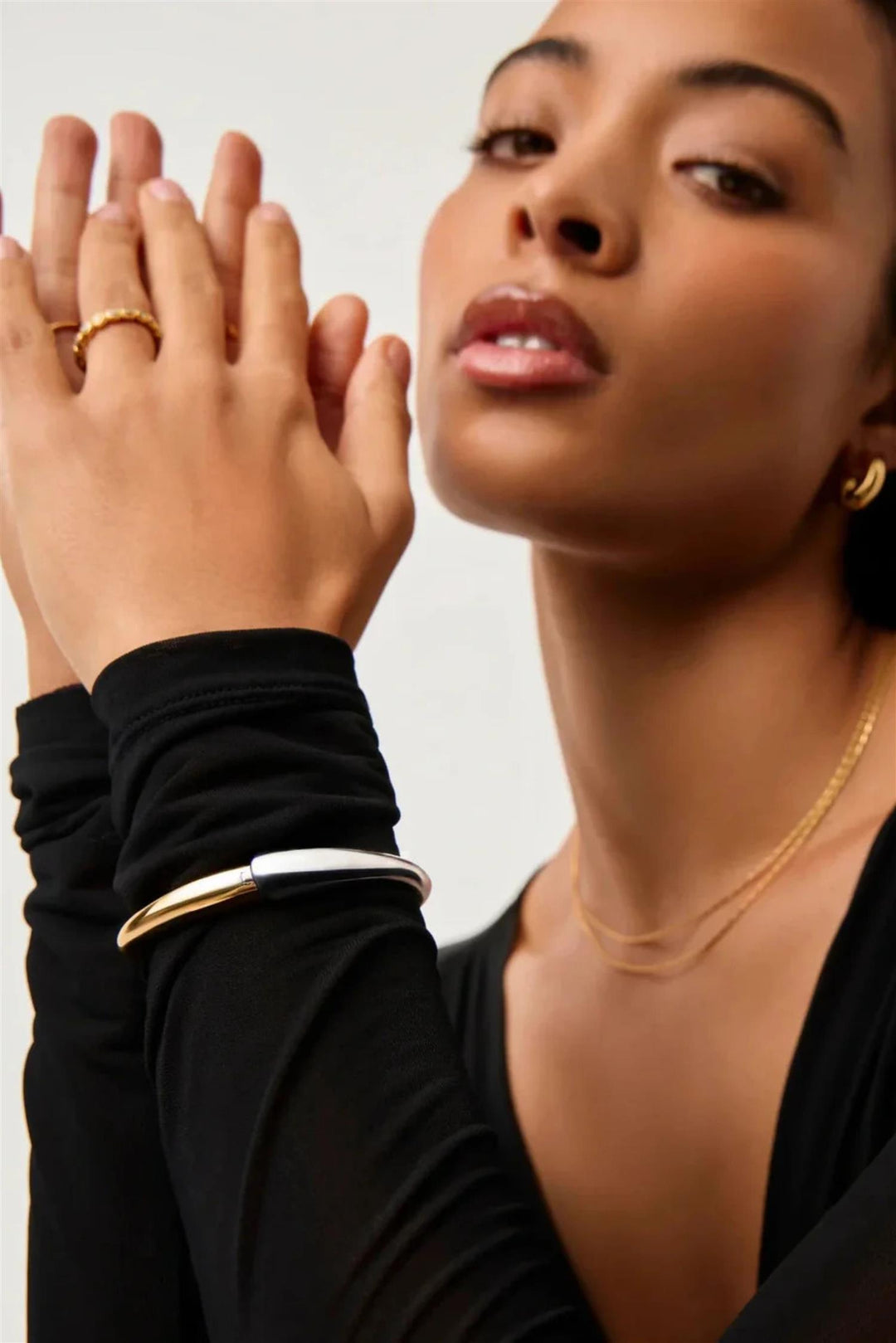 Sculptural Ridge Hinged Bangle