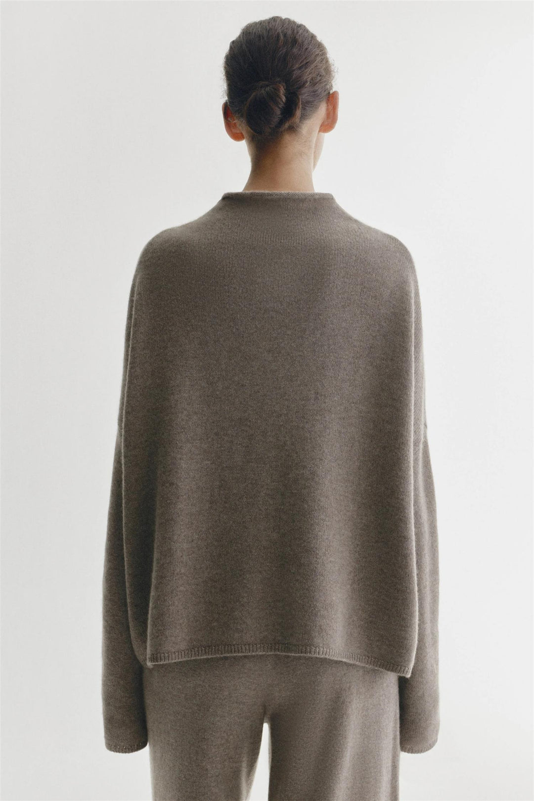 Sandy Cashmere Sweater Truffle