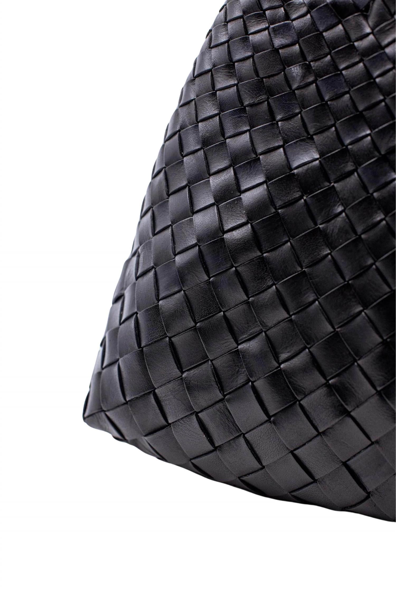 Santa Croce Big Black – DenDama