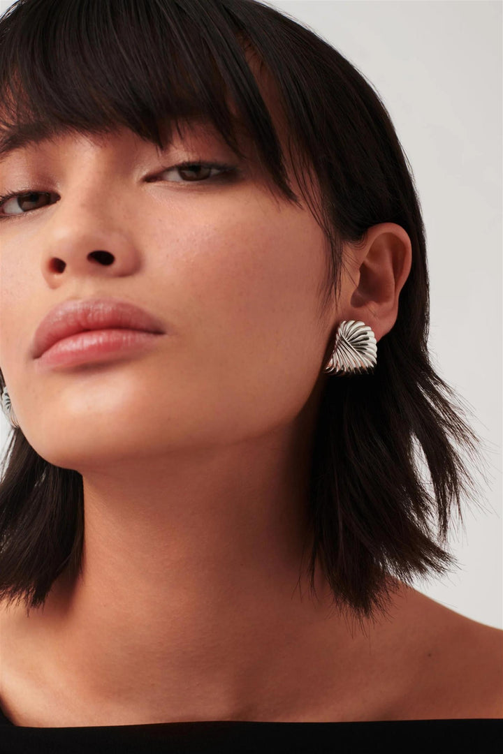 Ripple Oversized Stud Earring Silver