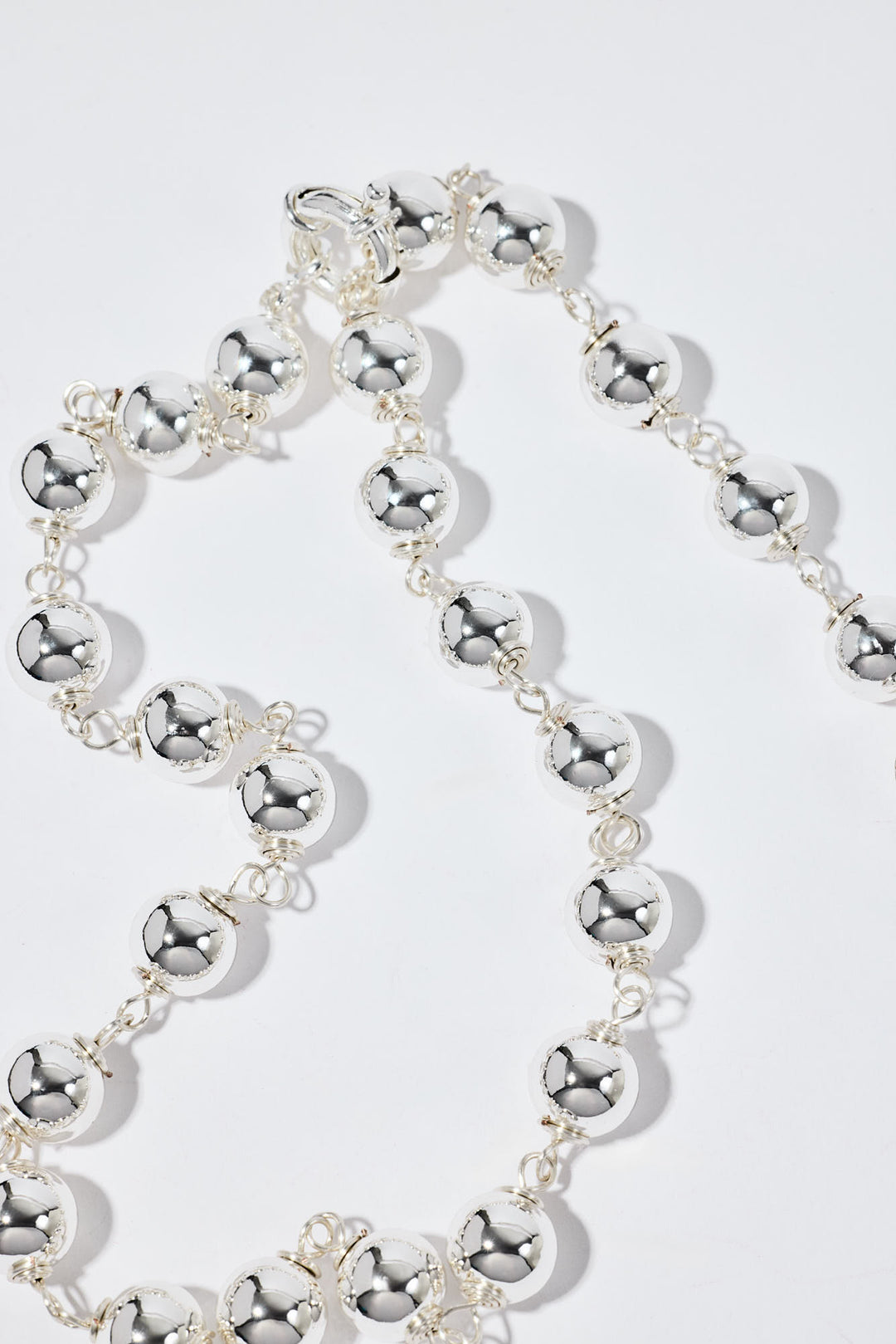 Tiny Sphere Necklace Silver