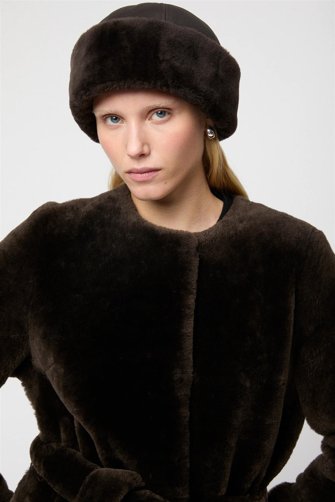 Oslo Shearling Hat Chocolate