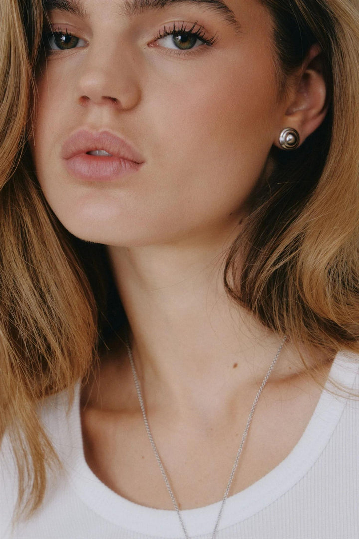 Lolly Stud