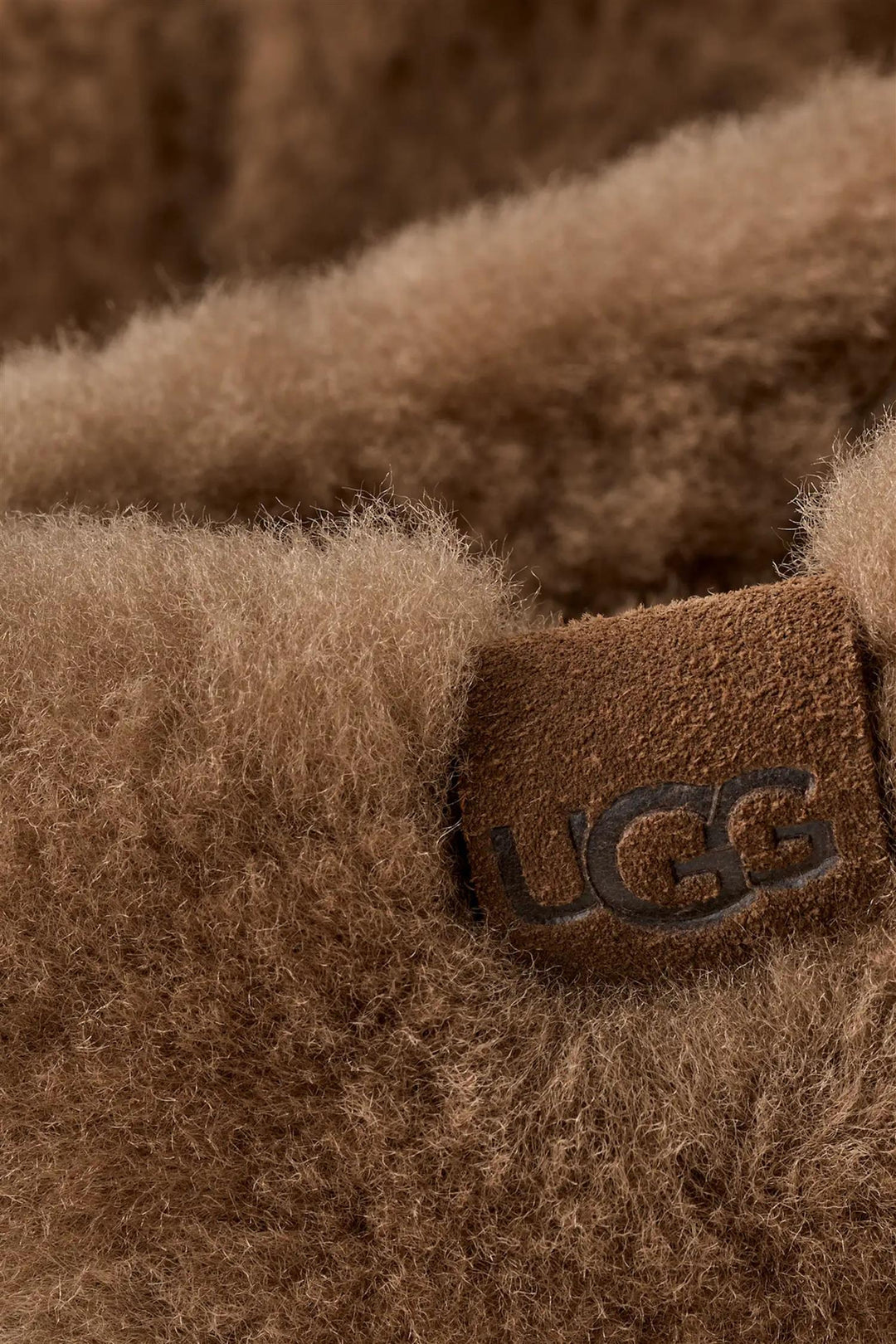 Elea Fluffed Slip-On Light Bronze