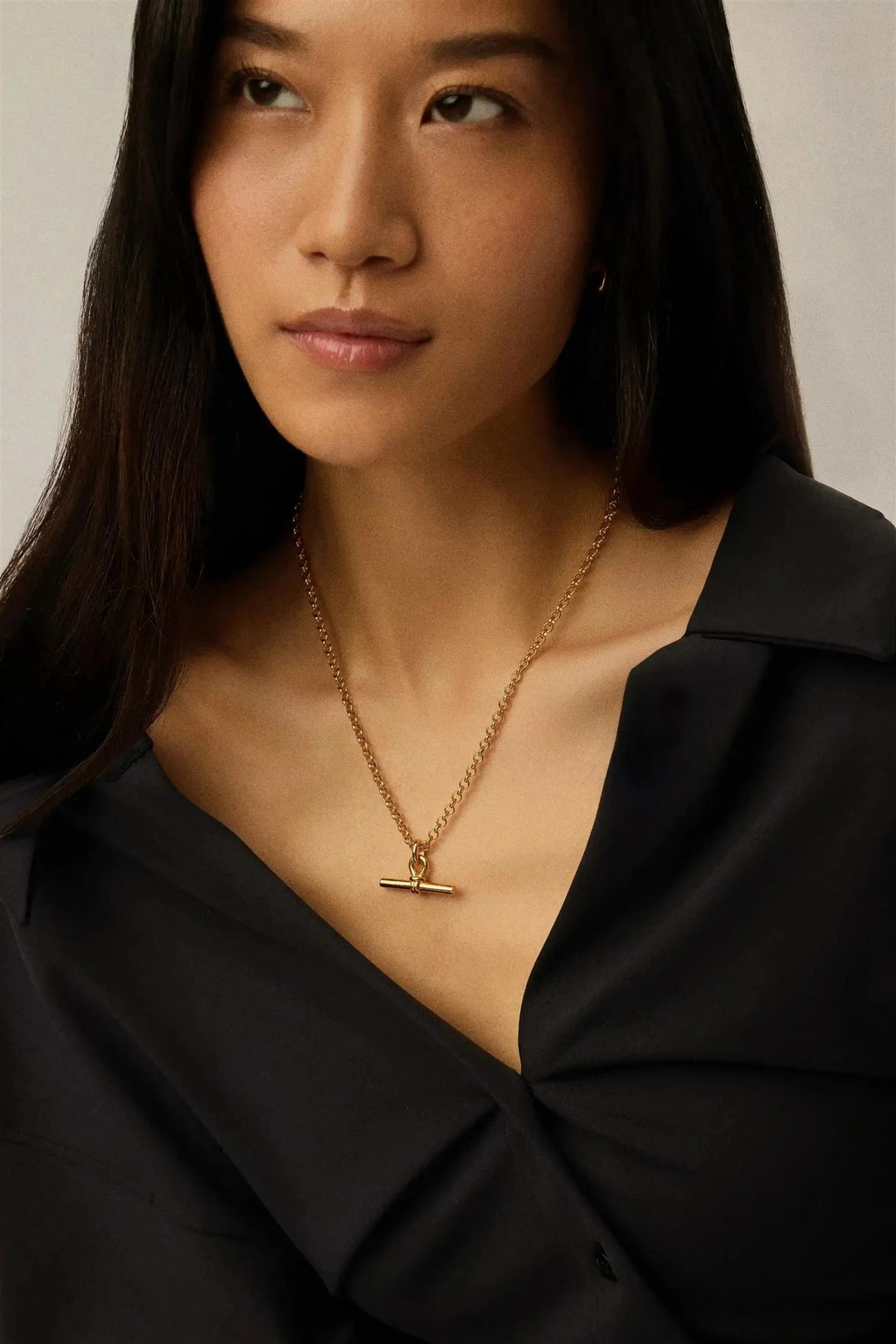 Chunky T-Bar Chain Necklace Gold