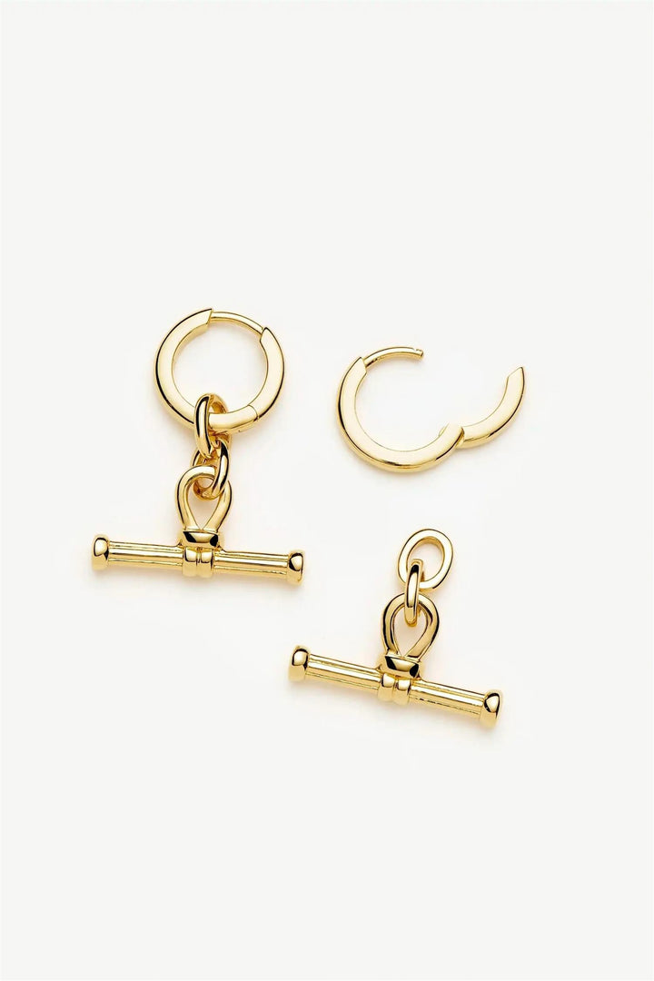 Ridge T-Bar Drop Hoop Earrings Gold