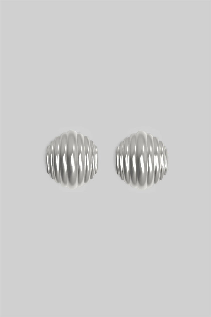 Madeleine Studs Small