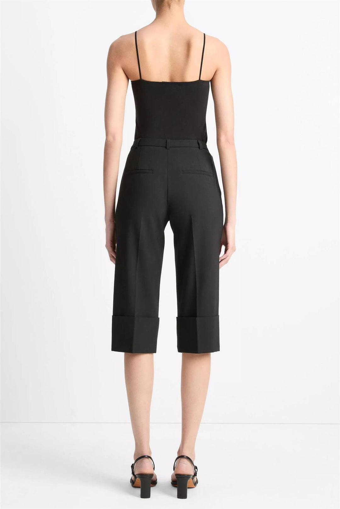 Mid Rise Cuffed Cropped Pant Black