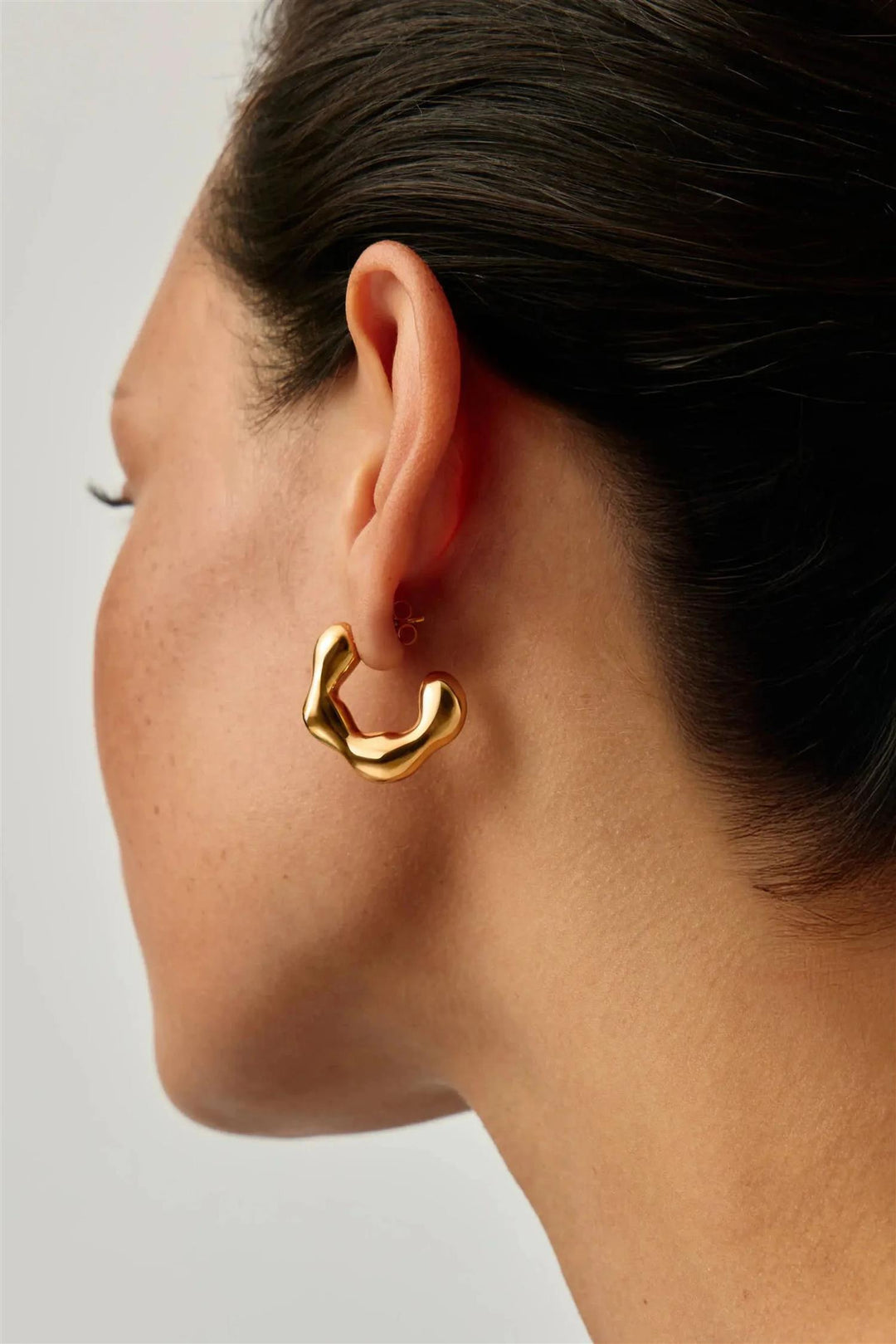 Eny Puffy Medium Hoop Earrings