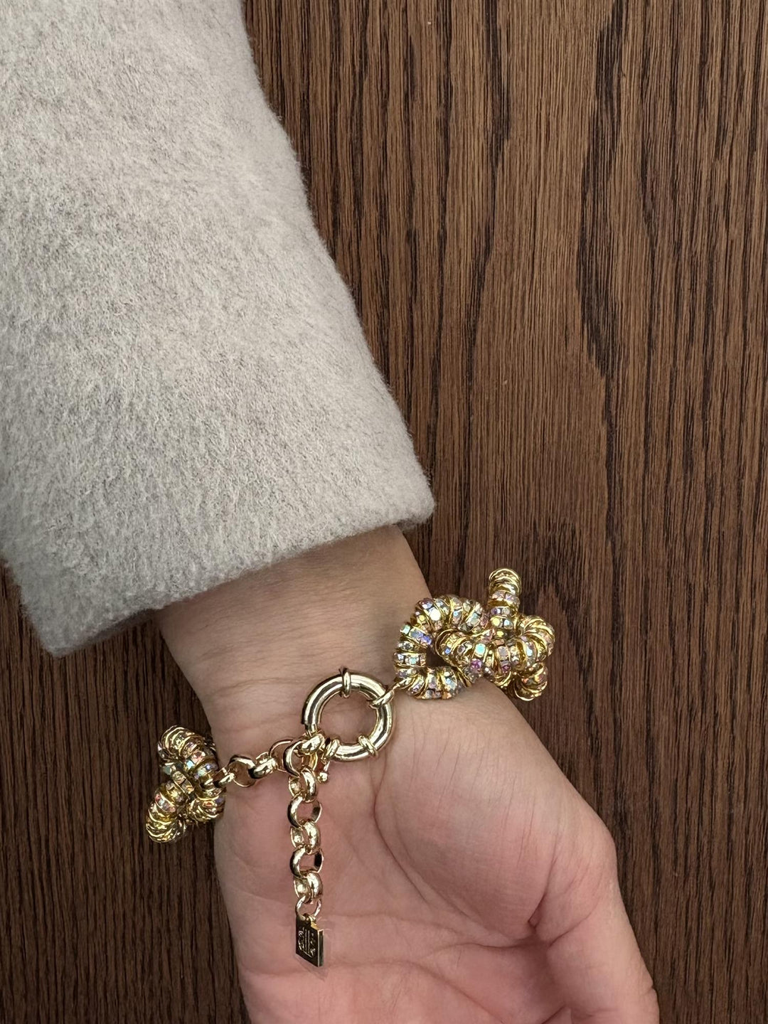 Tiny Tire Bracelet Gold