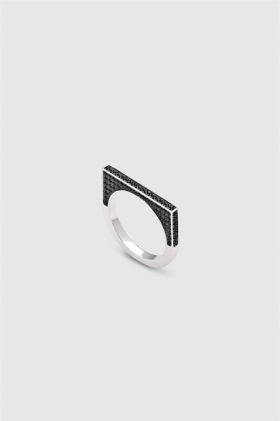 Sleek Ring Full Black Spinel