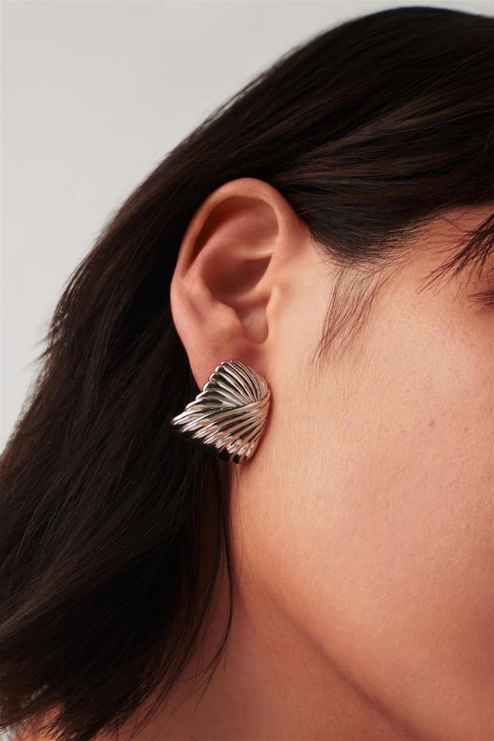 Ripple Oversized Stud Earring Silver