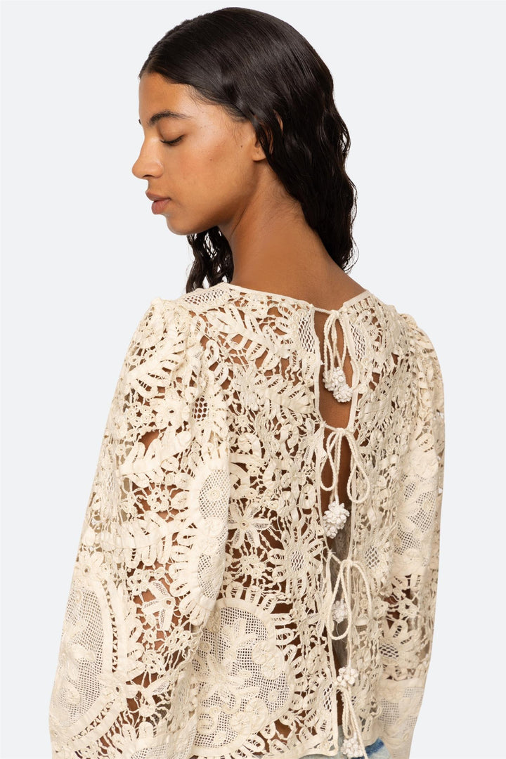 Bente Embroidery Long Sleeve Top Cream