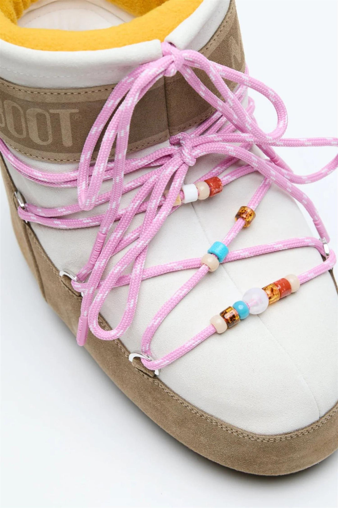 MB x GIR Low Icon Suede Beads Honey / White Sand