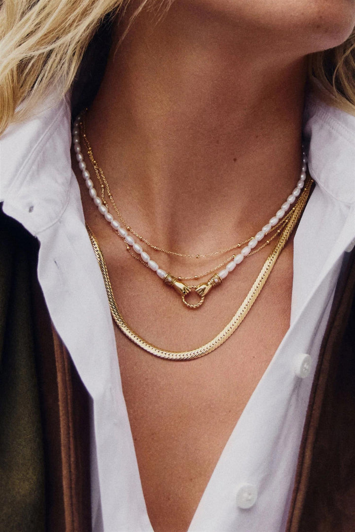 Harris Reed In Good Hands Pearl Necklace