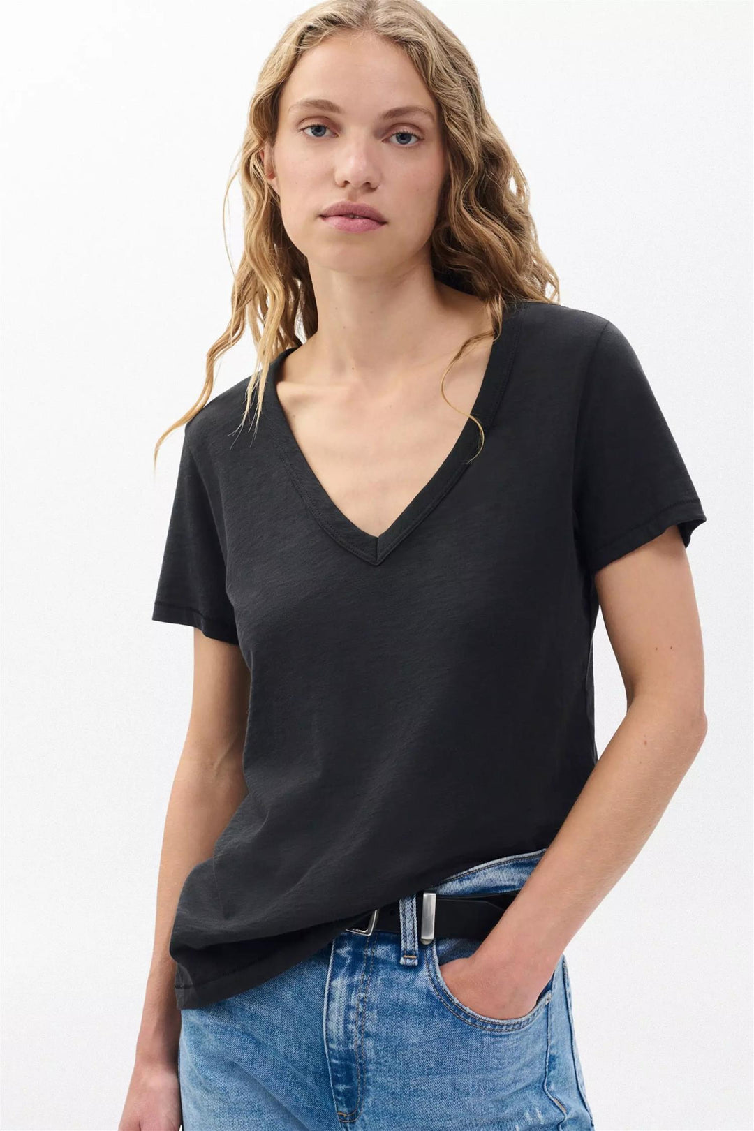 The Slub Vee Black