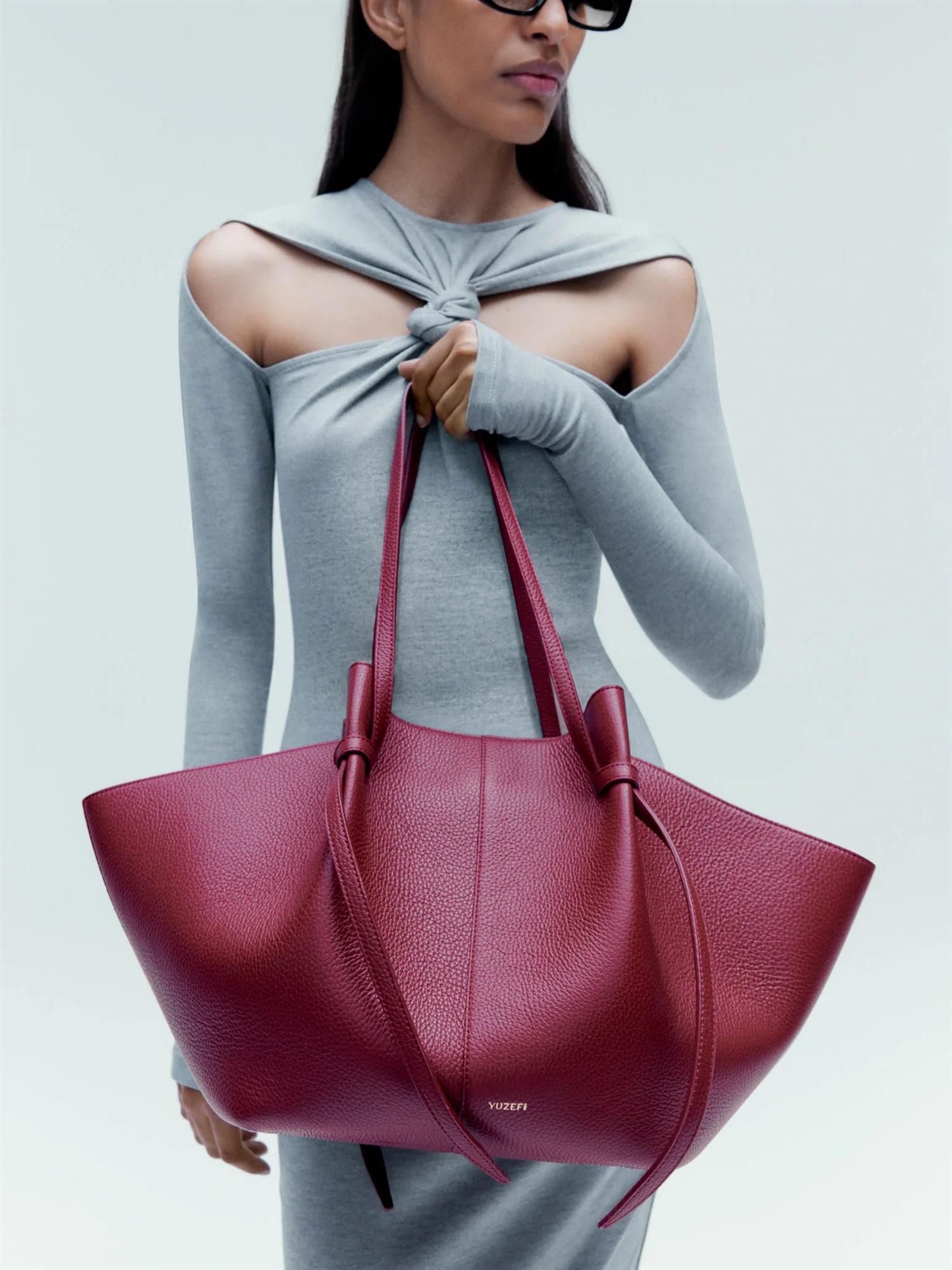 Large Mochi Pebble Grain Leather Cranberry – DenDama