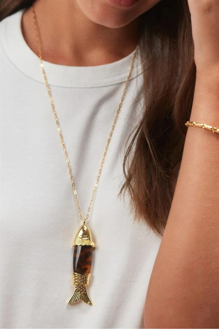 Big Catch Necklace Gold