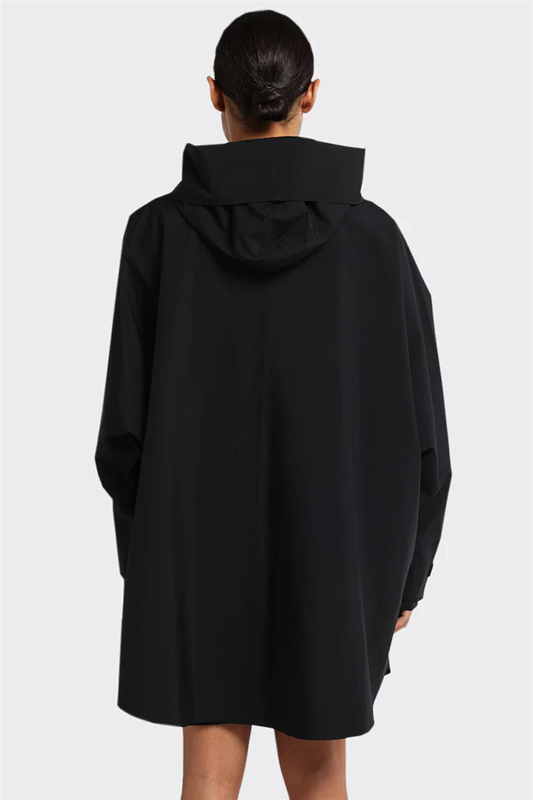 Bergen Poncho Black