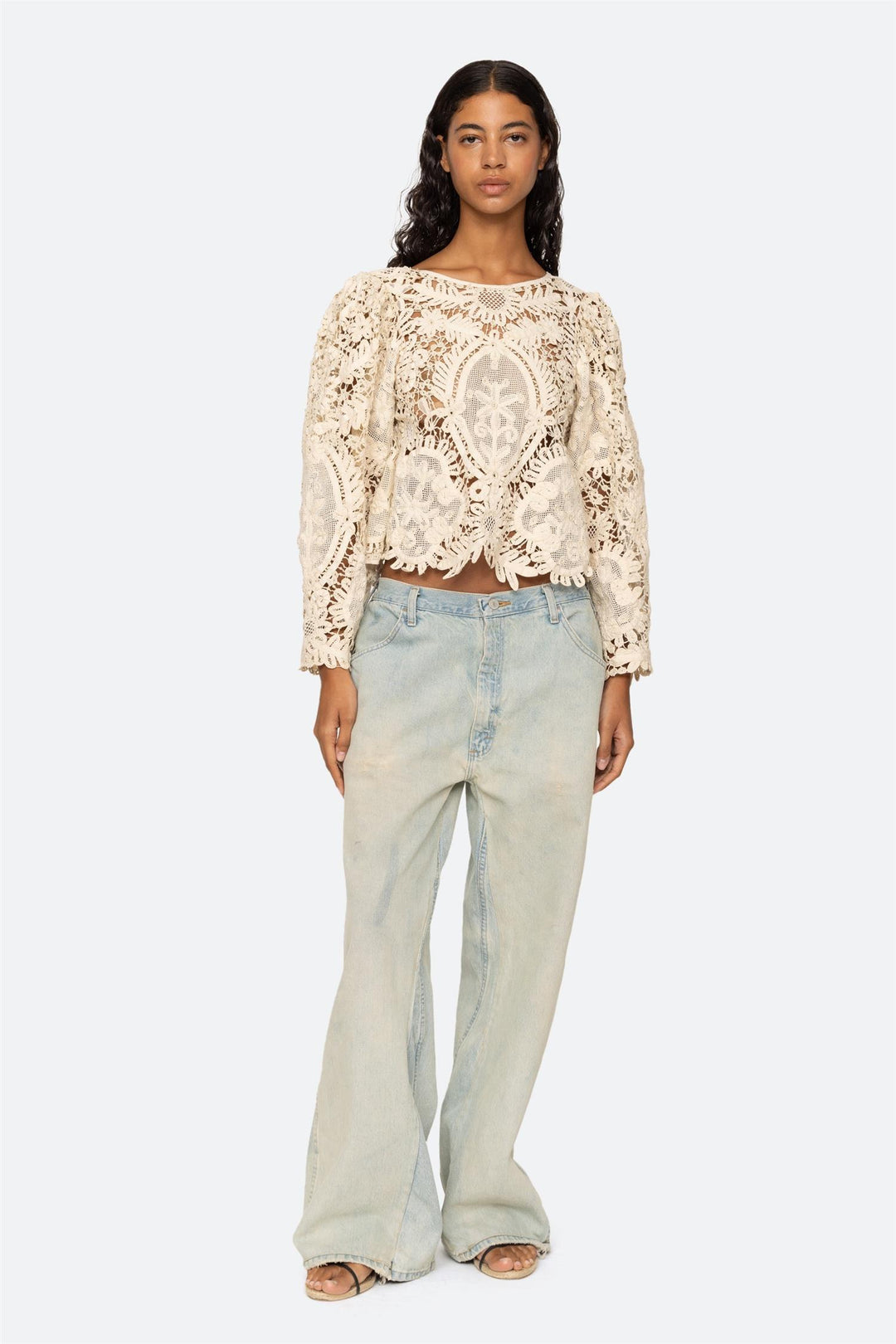 Bente Embroidery Long Sleeve Top Cream