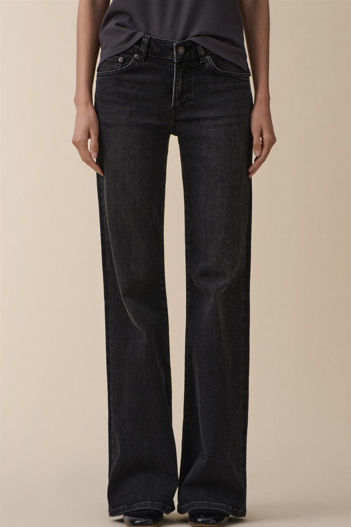 San Babila Washed Black
