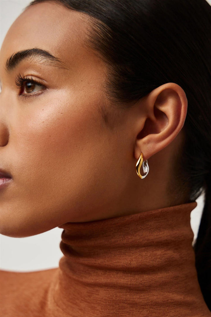 Savi Signature Small Hoop Earrings