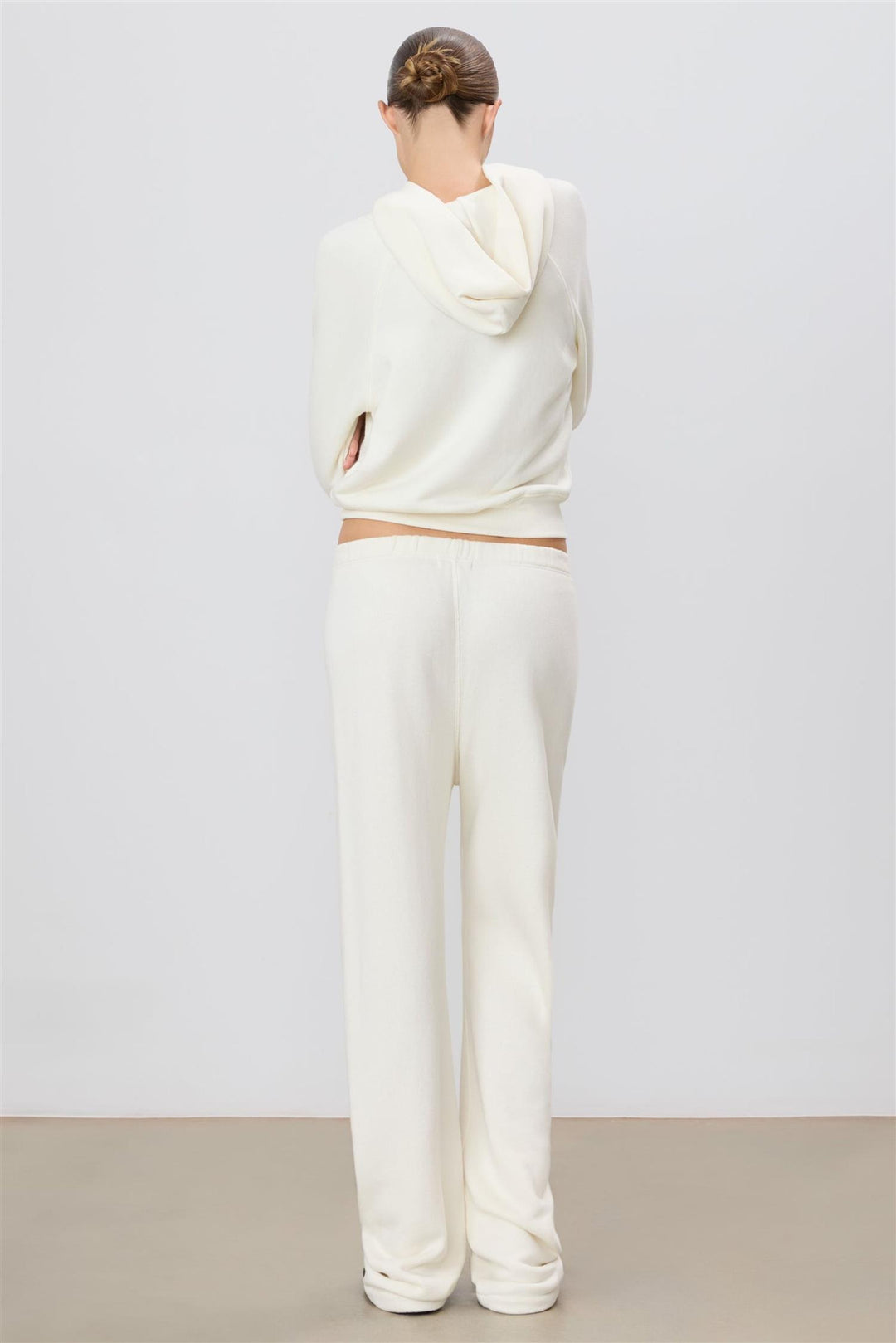 Straight Leg Sweatpant Cream