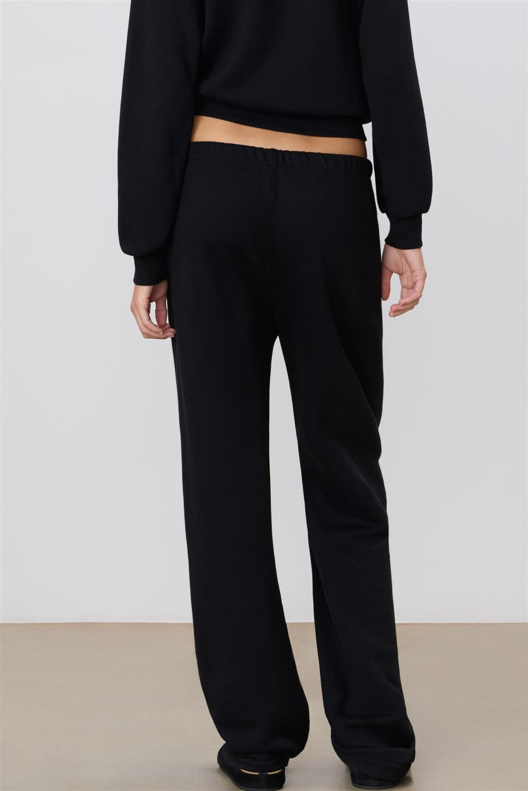 Straight Leg Sweatpant Black