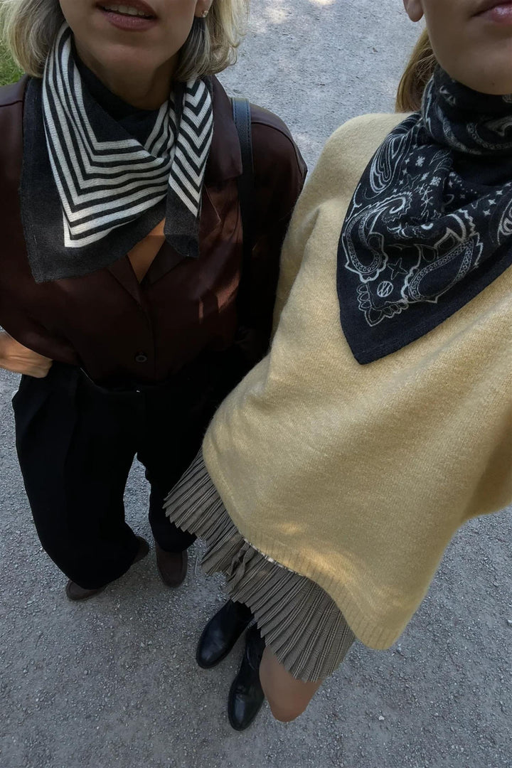 Cashmere Striped Scarf 65 cm. Black
